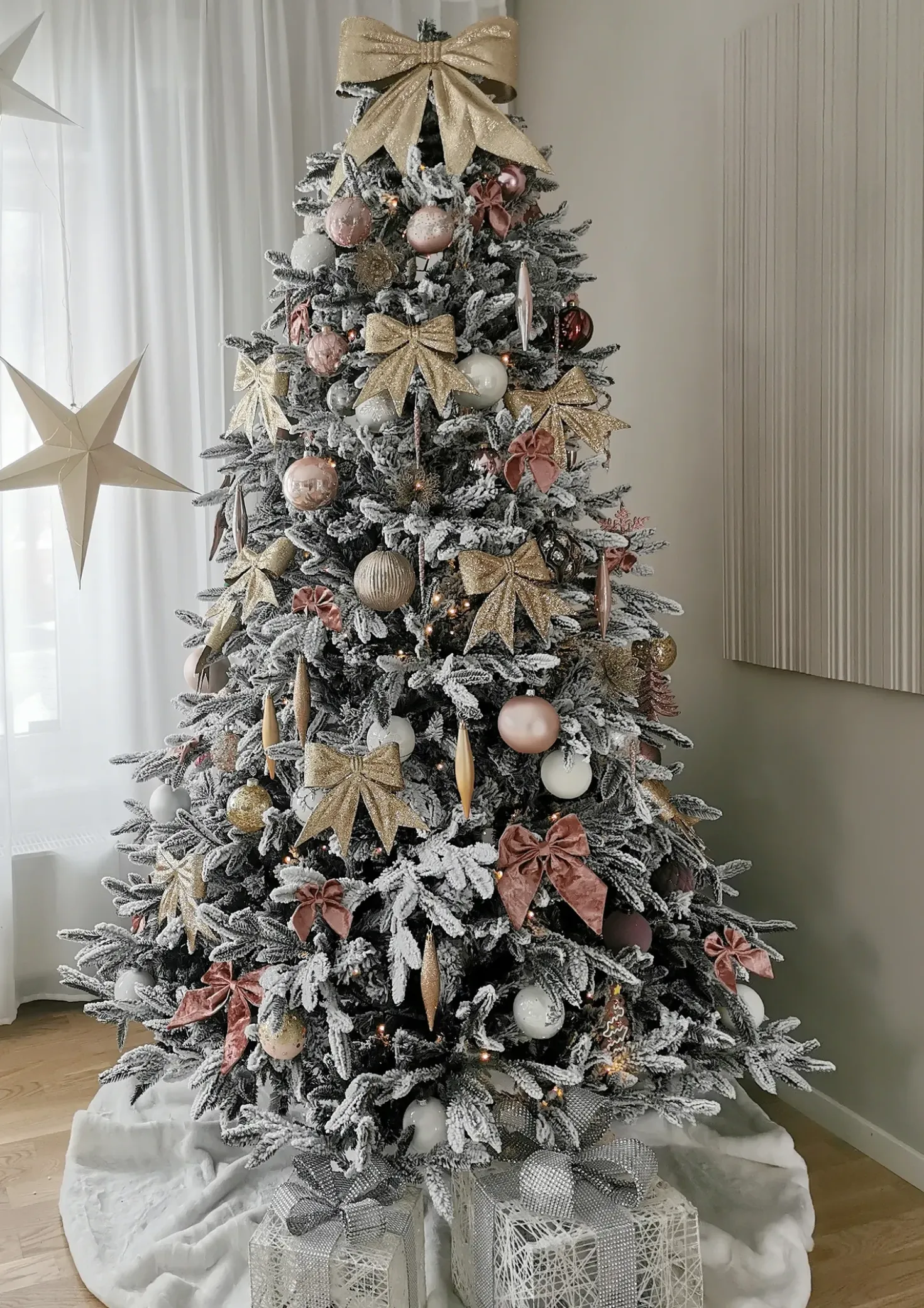 Albero natalizio innevato BASSIE 210 cm Bianco