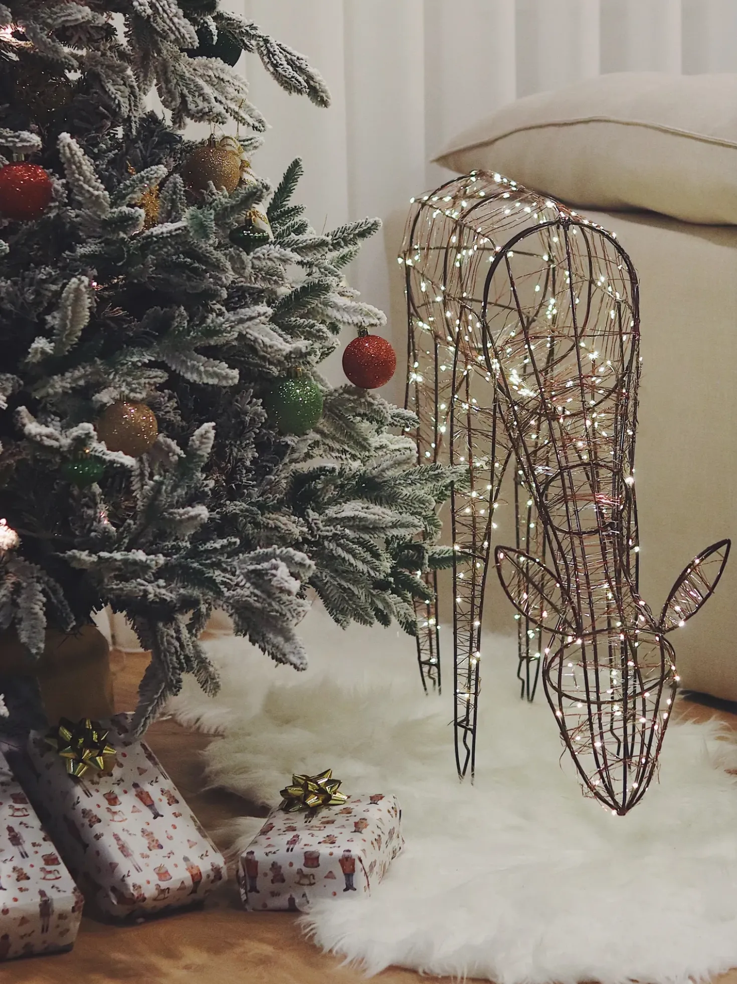 Albero natalizio innevato BASSIE 210 cm Bianco