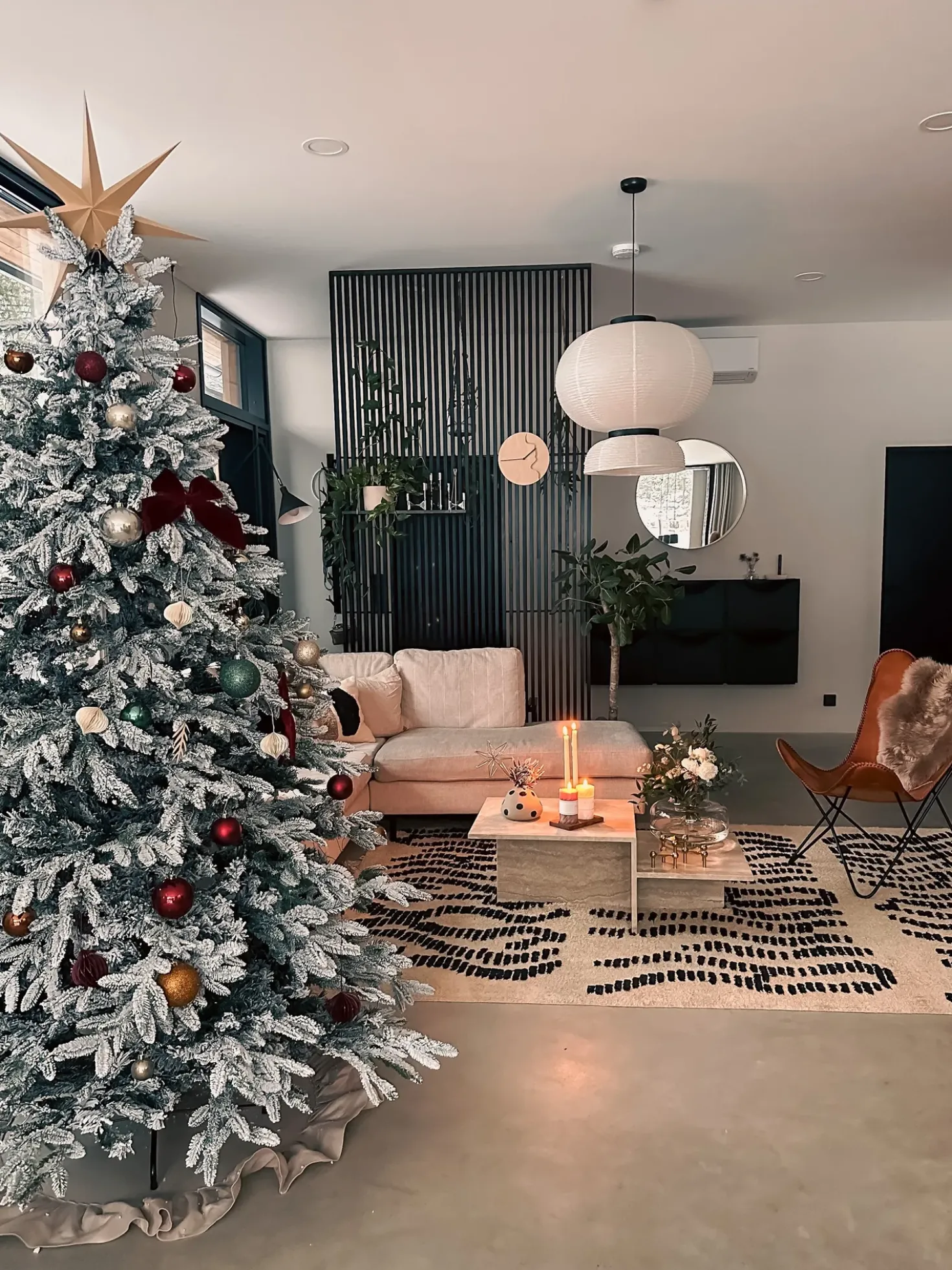 Albero natalizio innevato BASSIE 210 cm Bianco
