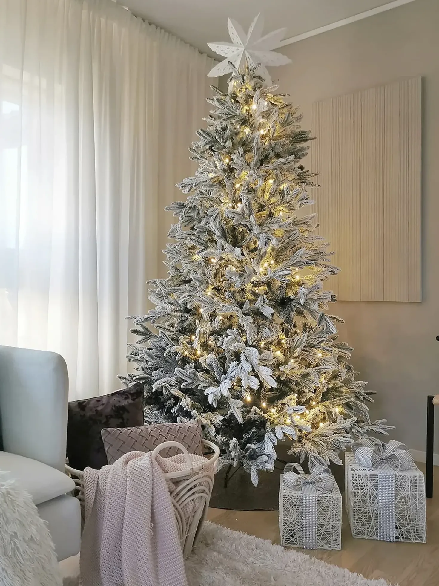 Albero natalizio innevato BASSIE 210 cm Bianco