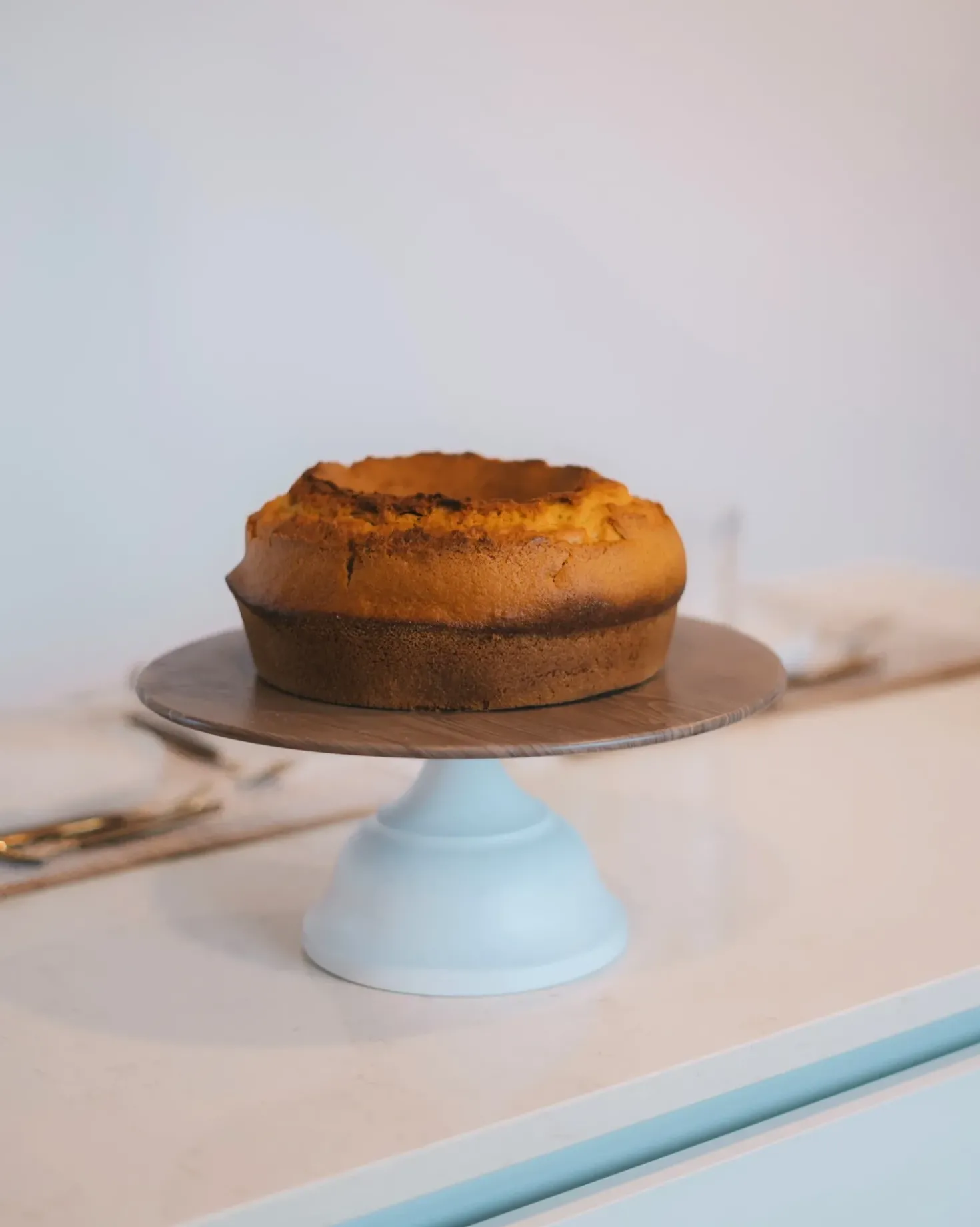 Alzata per torta BRIOCHE Metallo Bianco