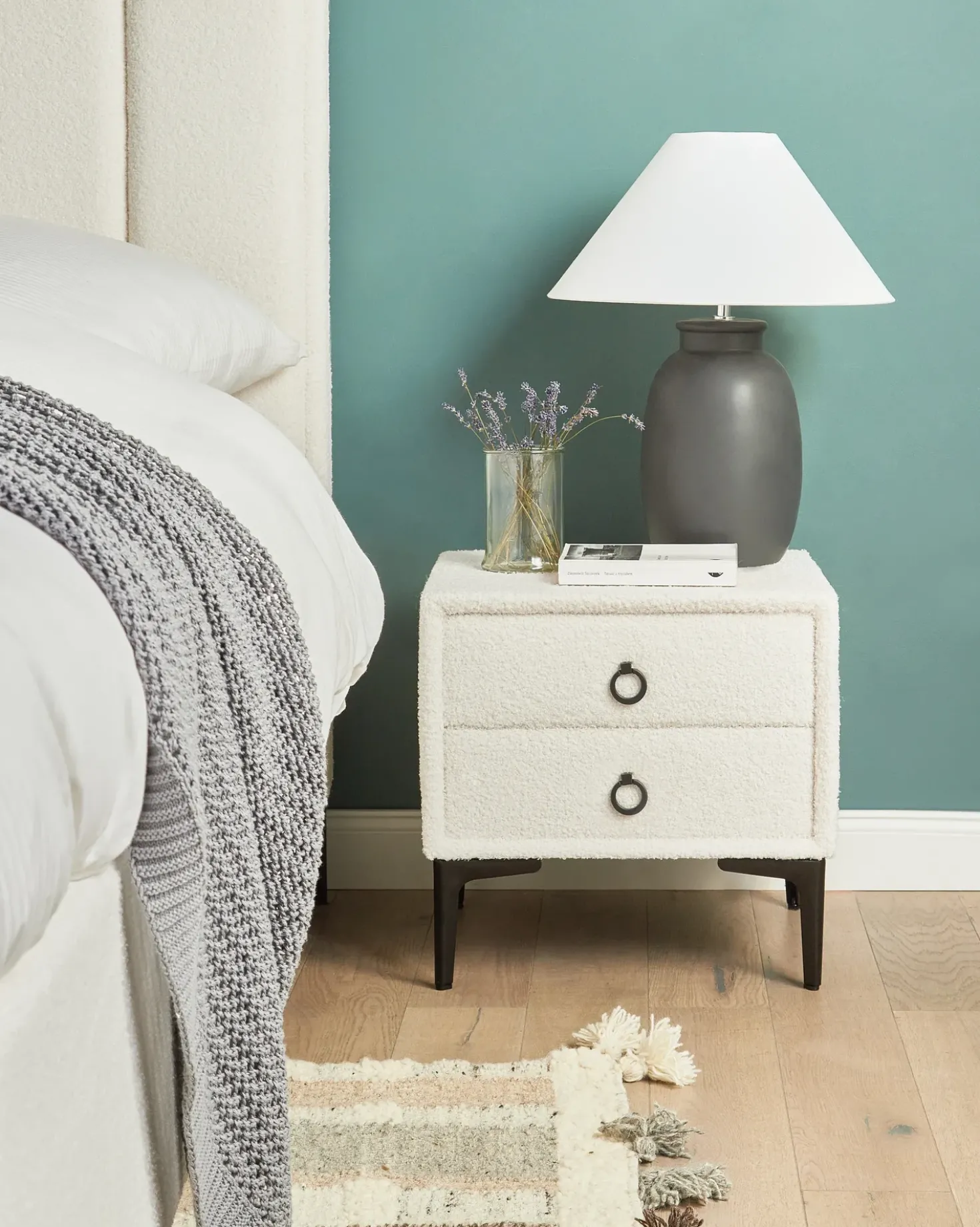 Comodino 2 cassetti SEZANNE Bouclé Bianco sporco