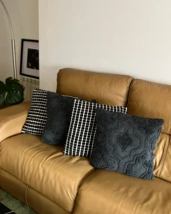 Cuscino decorativo PAIKA Cotone 45 x 45 cm Grigio scuro Trama Ikat