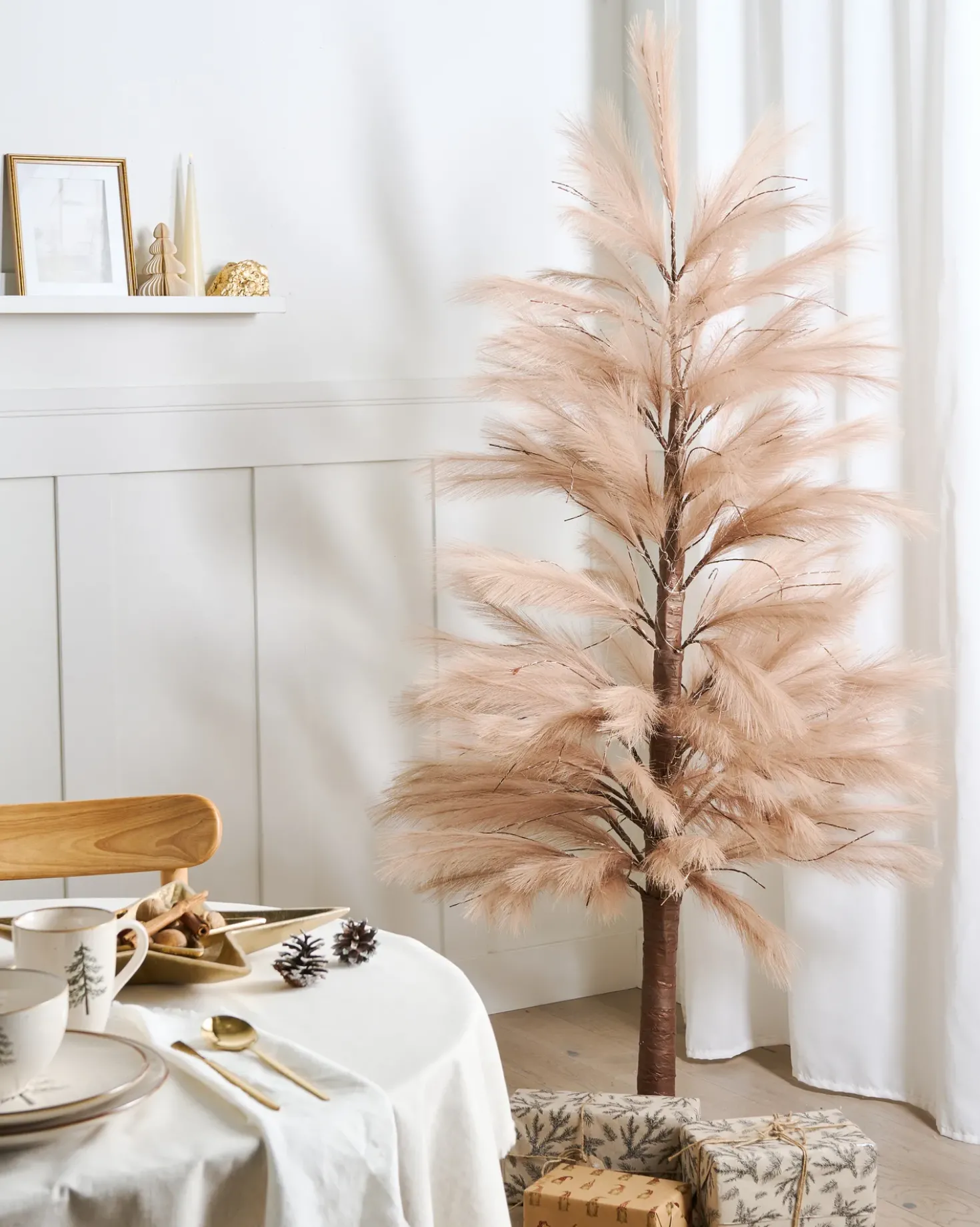 Decorazione per esterni LED HAUGANES Albero di Natale 190 cm Beige