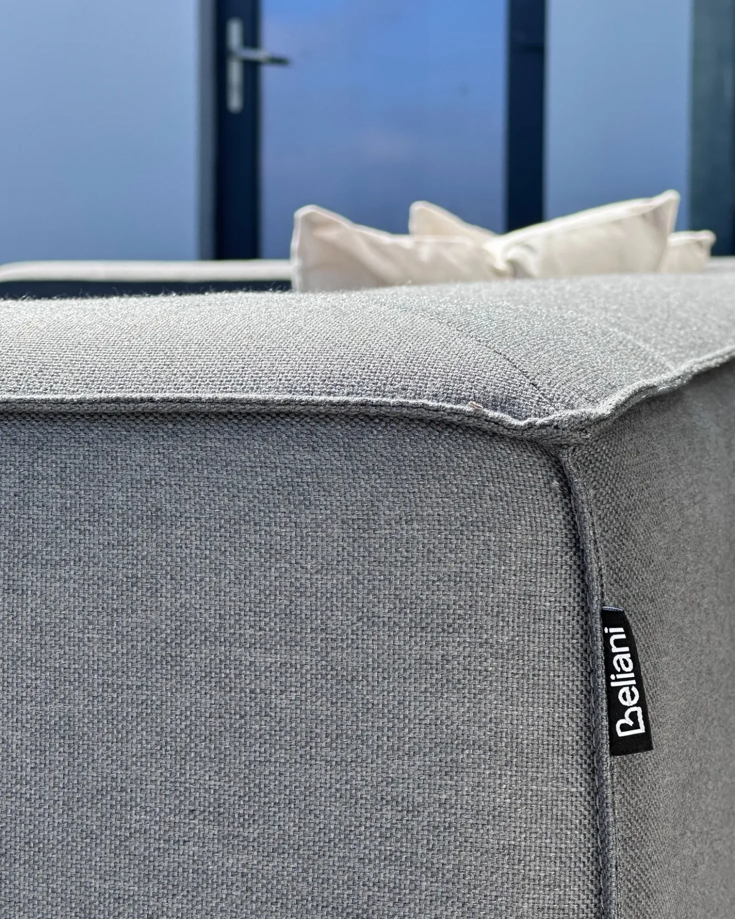 Divano angolare da giardino con pouf 7 posti AREZZO Lato Sinistro Modulare Grigio