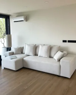 Divano letto angolare 3 posti LUSPA Tessuto Beige chiaro con contenitore Lato destro