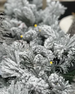 Festone natalizio innevato LED WHITEHORN 180 cm Bianco