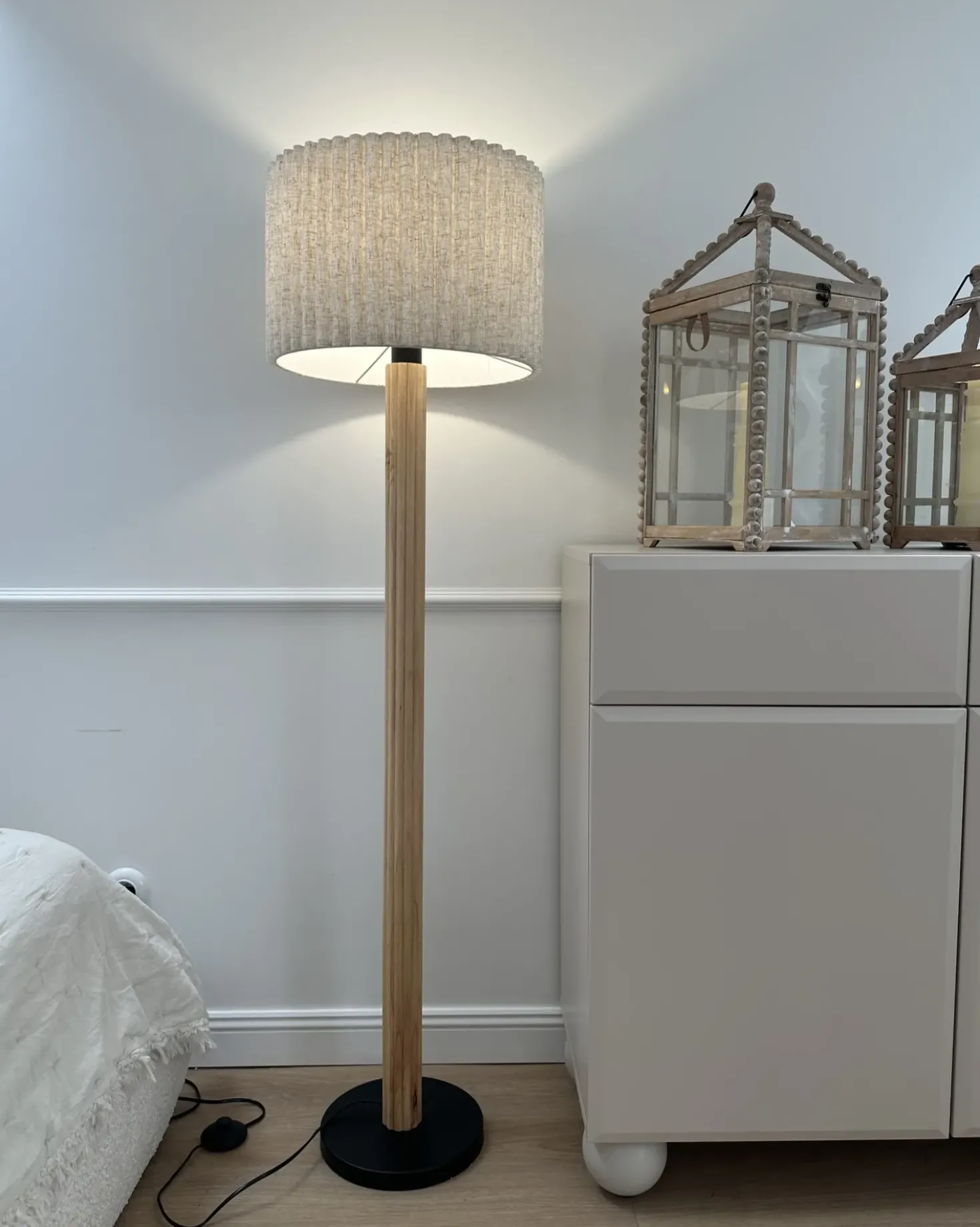 Lampada da pavimento BELESSA Lino Beige chiaro