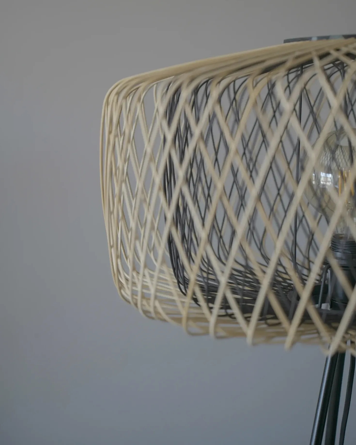 Lampada da pavimento JAVARI Bambù Marrone/Nero