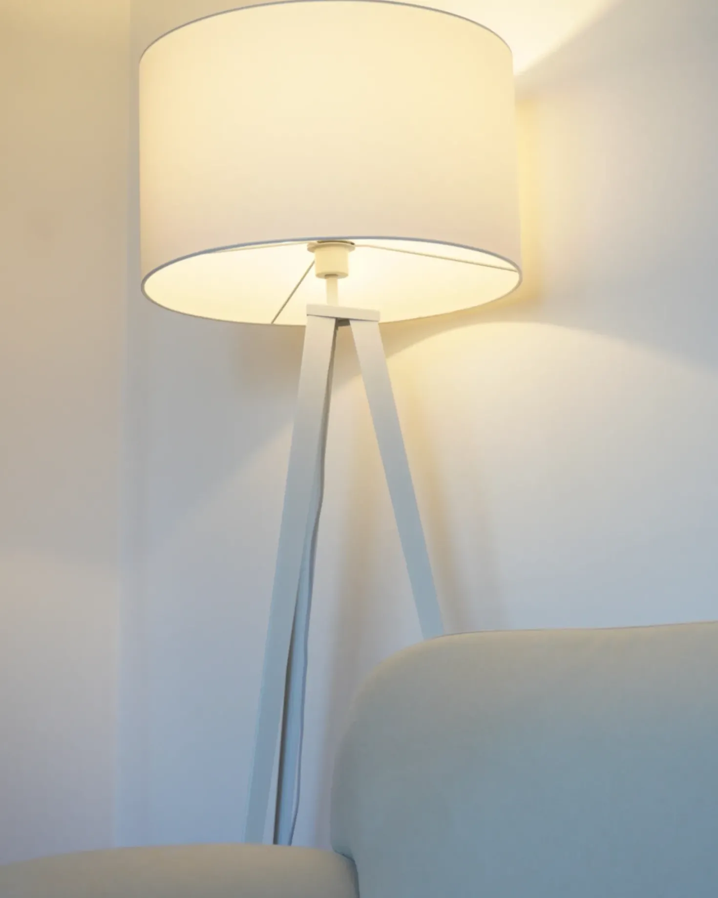 Lampada da pavimento STILETTO Metallo Bianco
