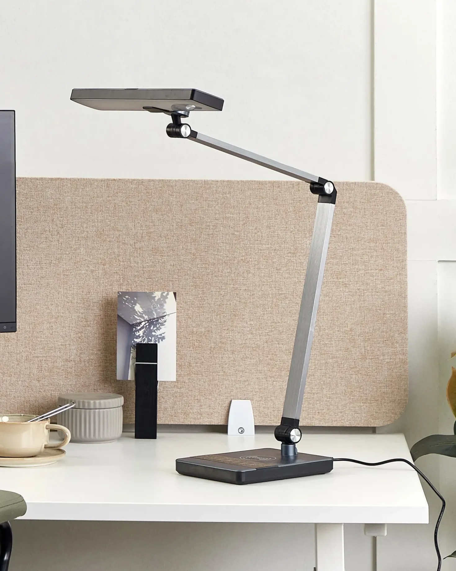 Lampada da scrivania a LED LACERTA con Caricatore wireless Metallo Nero