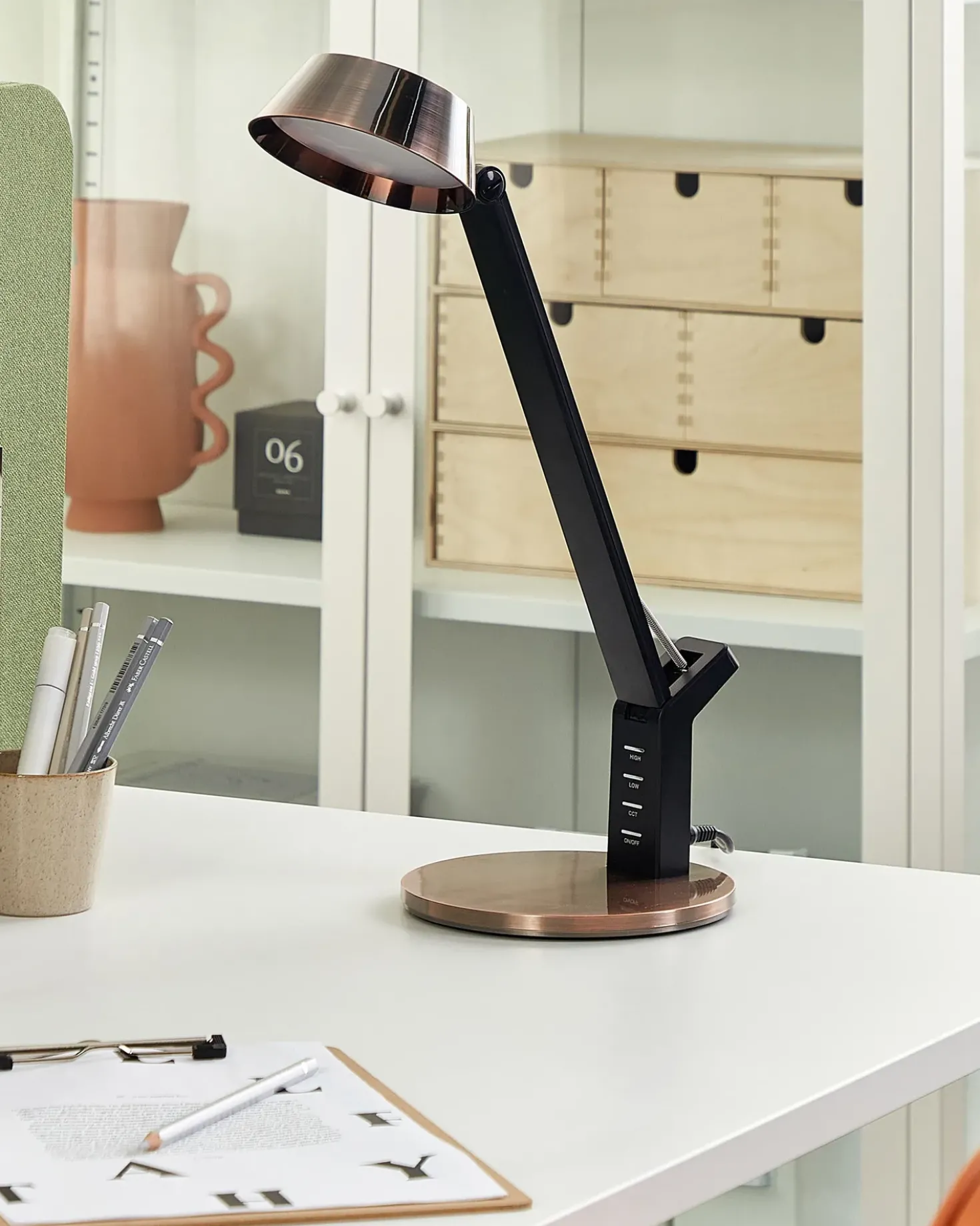 Lampada da scrivania a LED CHAMAELEON con dimmer Metallo Rame
