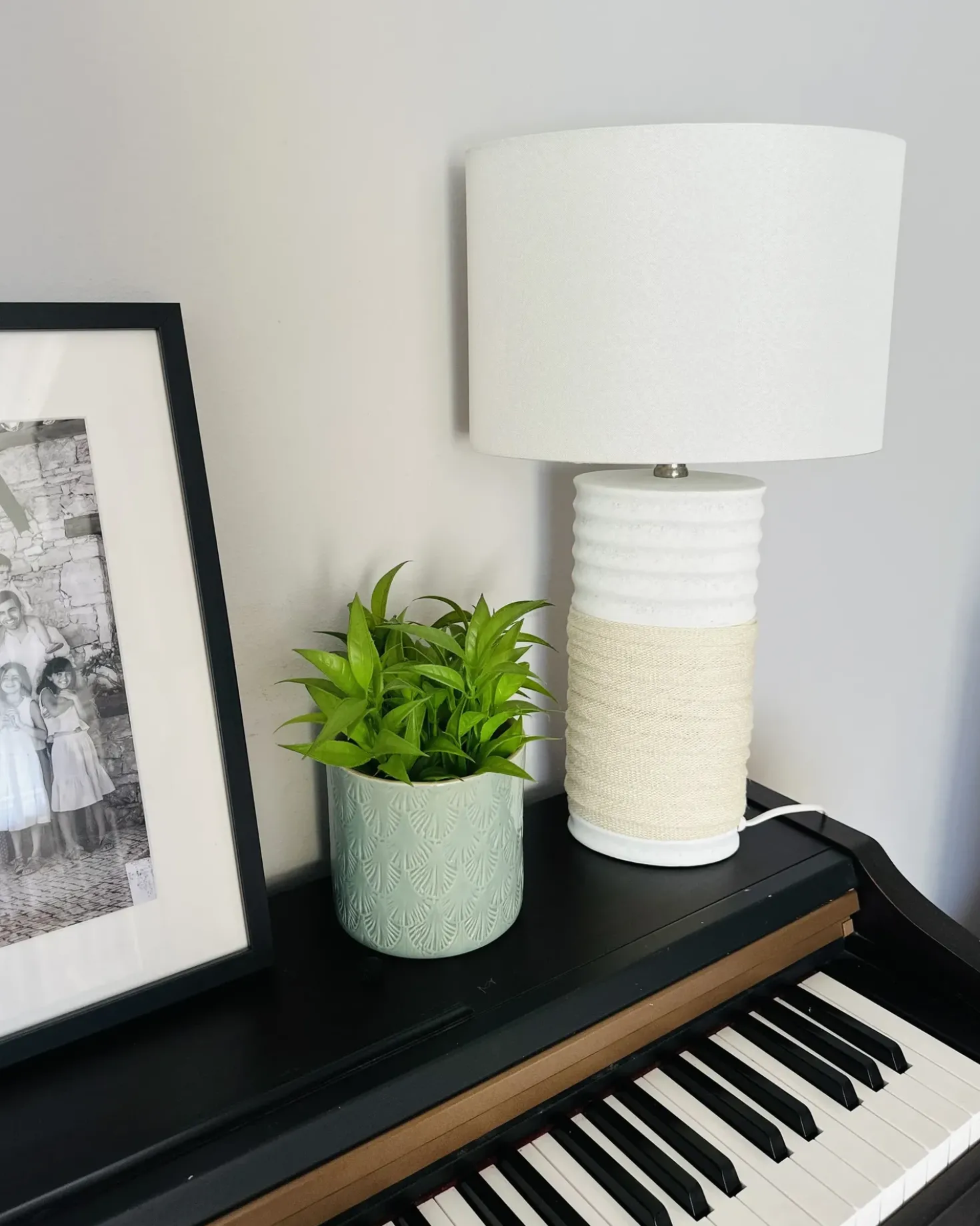 Lampada da tavolo NAVIA Porcellana Beige chiaro