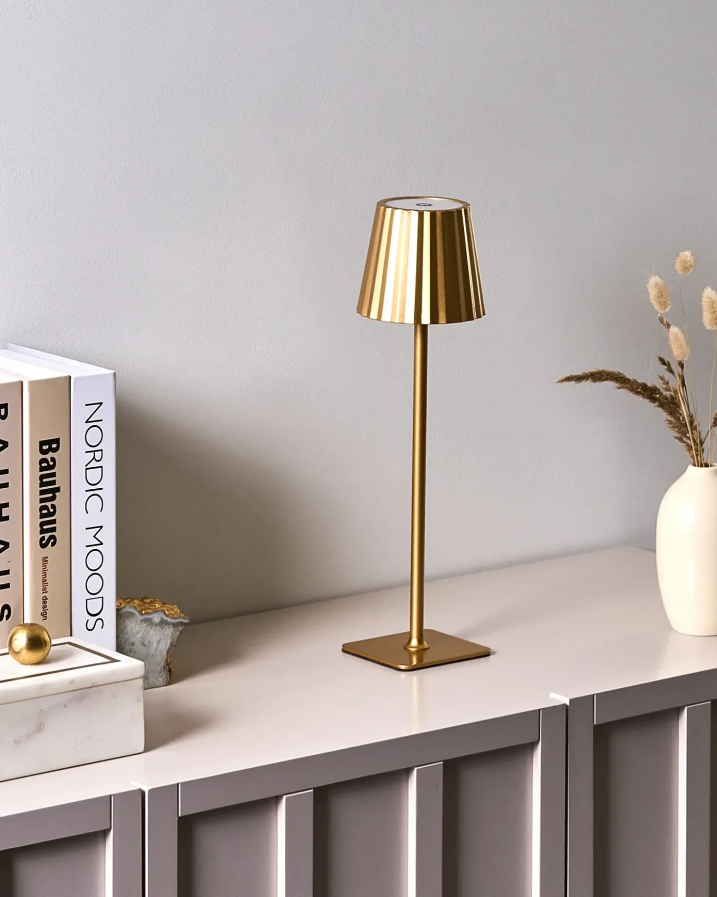 Lampada da tavolo senza fili a LED ABARO con dimmer Metallo Oro