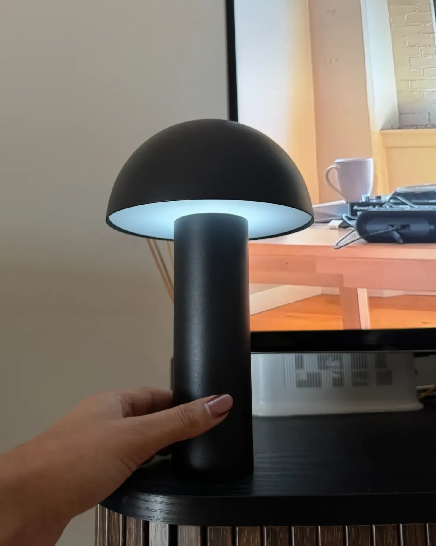 Lampada da tavolo senza fili a LED BOJO con dimmer Metallo Nero