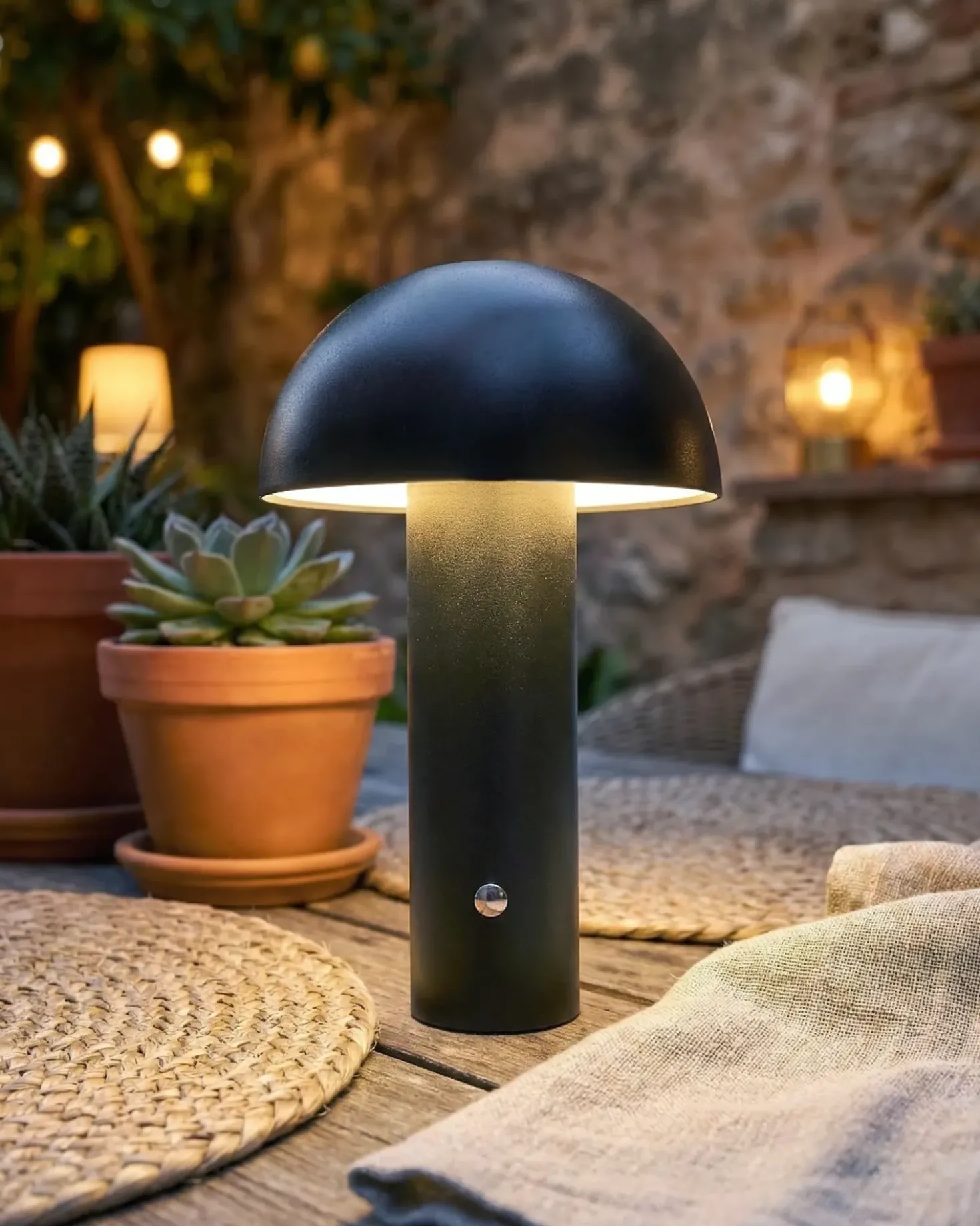 Lampada da tavolo senza fili a LED BOJO con dimmer Metallo Nero