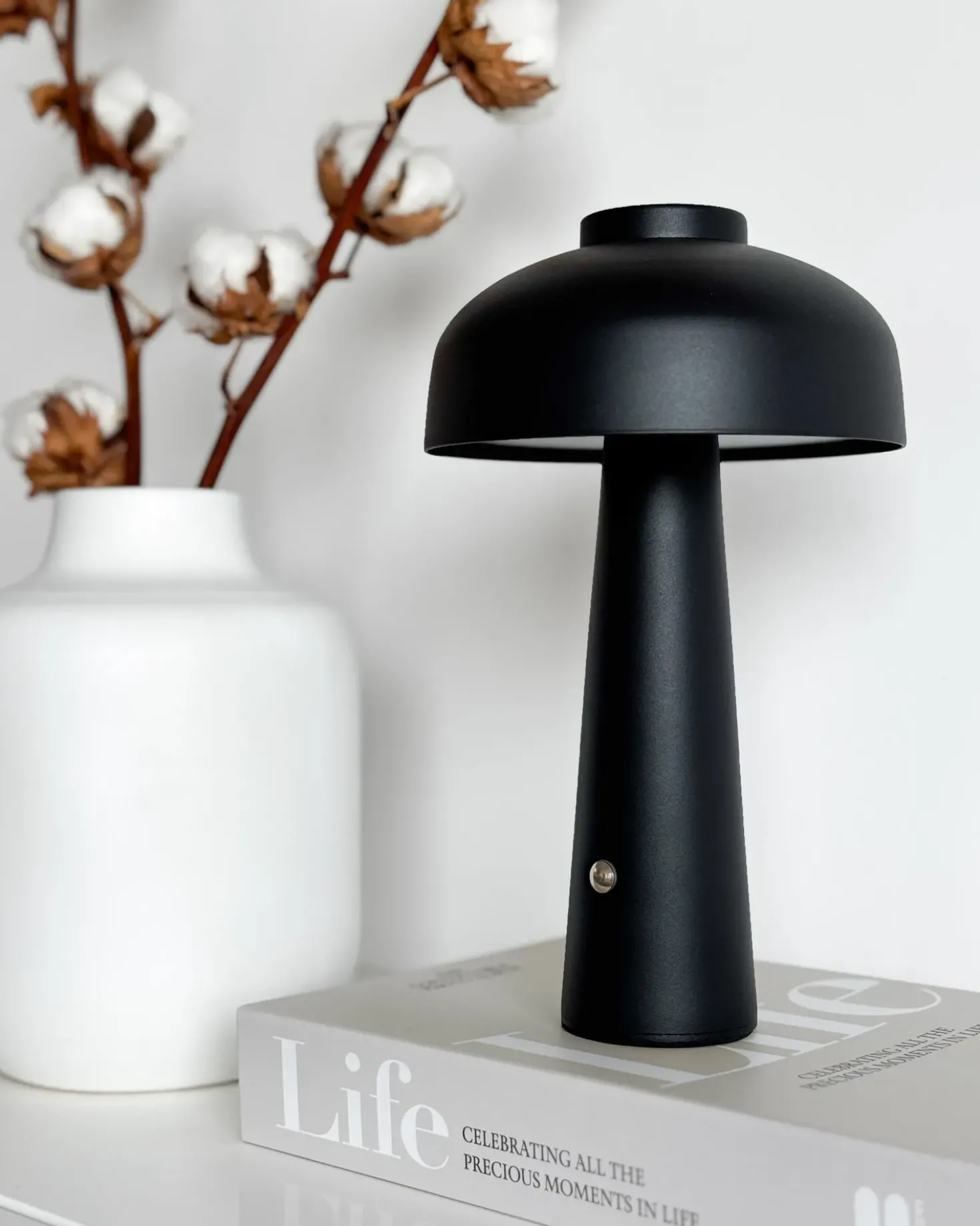Lampada da tavolo senza fili a LED AGUSAN con dimmer Metallo Nero