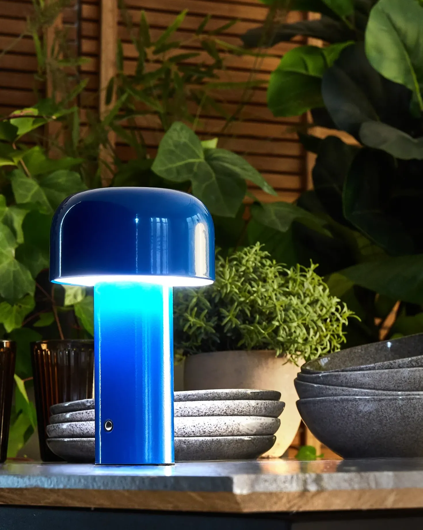 Lampada da tavolo senza fili a LED BESOS con dimmer Metallo Blu