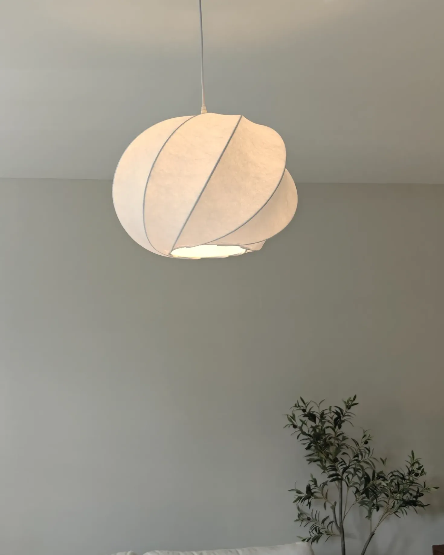 Lampadario MAQUINE Finta seta Bianco