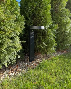 Lampione solare da giardino a LED PARKERS con sensore di movimento Nero