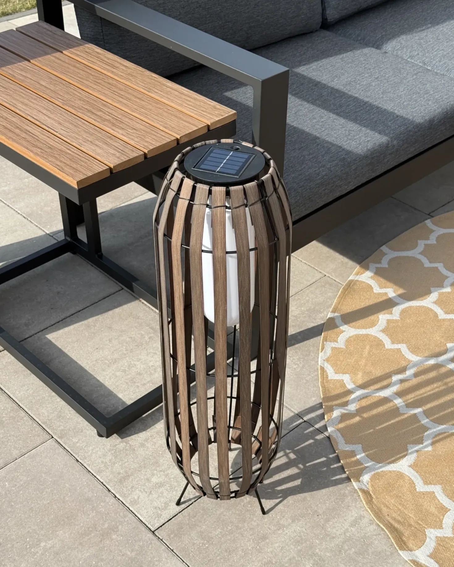 Lanterna a energia solare MUZIZI 69 cm Marrone scuro