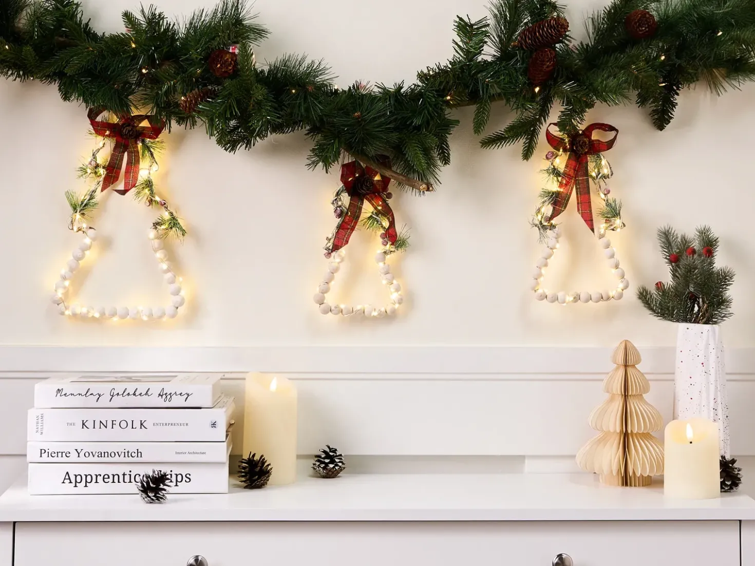 LED KYVESI Albero di Natale 20/25/30 cm Bianco