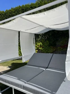 Lettino da giardino PALLANZA Metallo Bianco