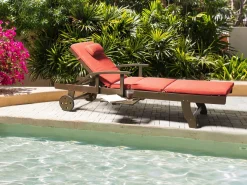 Lettino Prendisole con Cuscino AMANTEA PREMIUM II Legno d'acacia Rosso