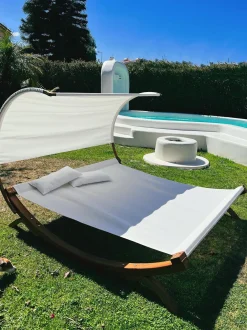 Lettino Prendisole con Cuscino TERAMO Legno di larice Bianco sporco