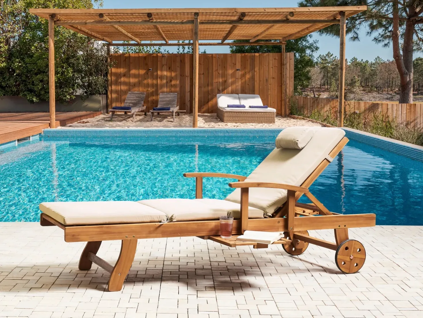 Lettino Prendisole con Cuscino JAVA PREMIUM Legno d'acacia Tortora