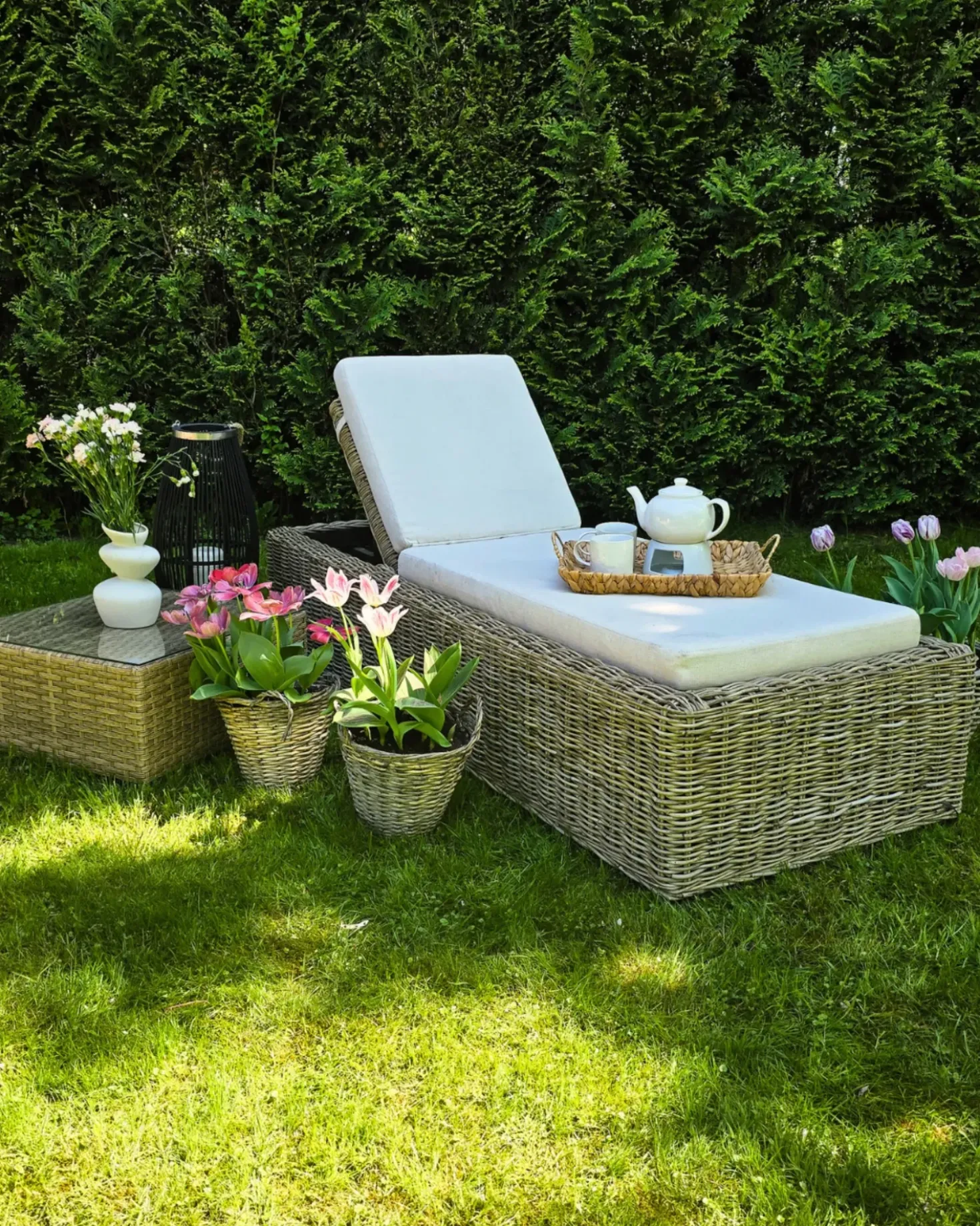 Lettino Prendisole con Cuscino PALESE Rattan Naturale