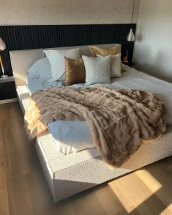 Letto Bouclé MIRANDE 180 x 200 cm Tortora