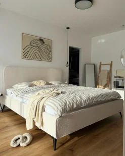 Letto Bouclé VALOGNES 180 x 200 cm Bianco sporco