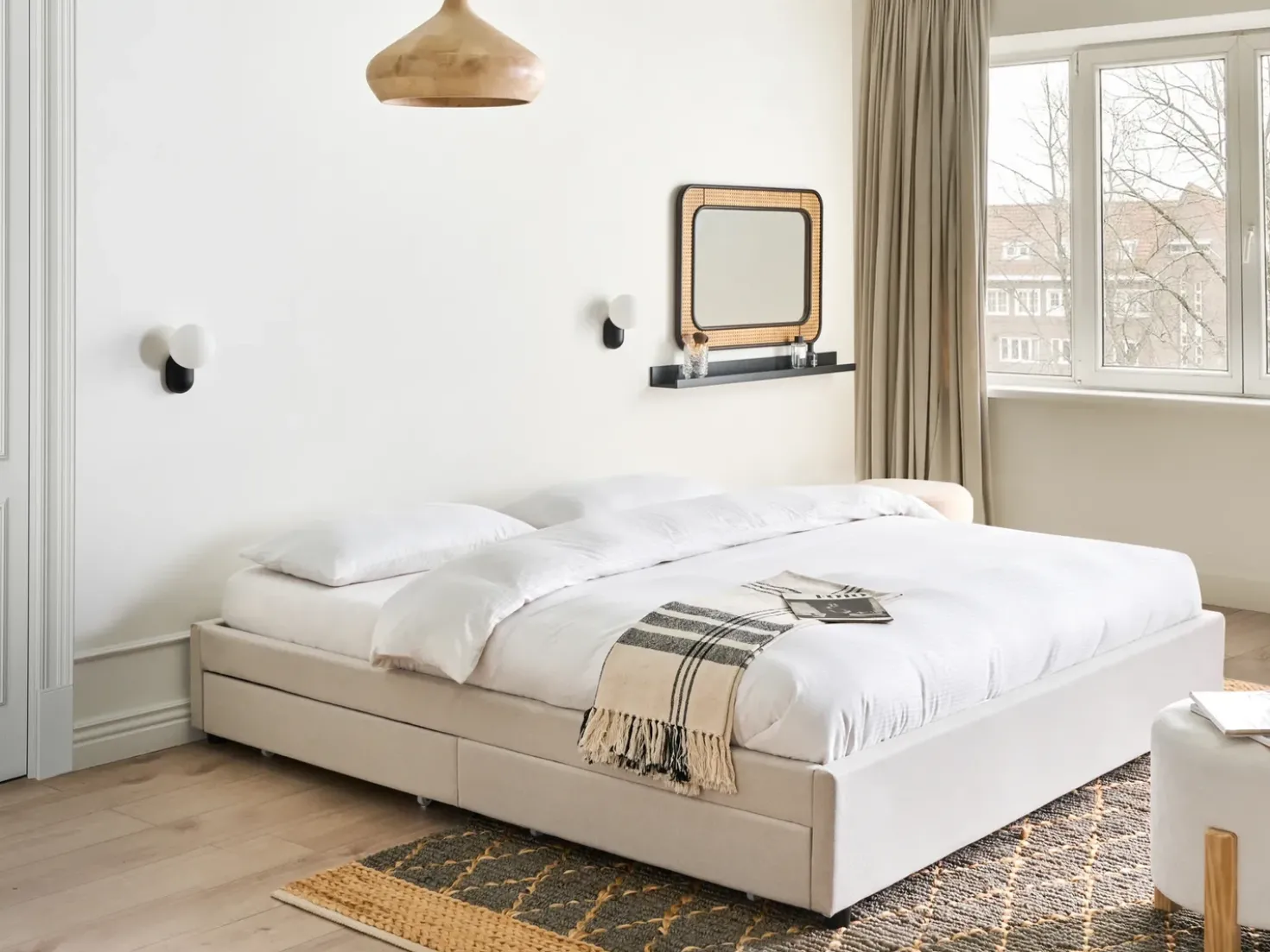 Letto con cassetti contenitore senza testata Tessuto PRADES 180 x 200 cm Beige chiaro