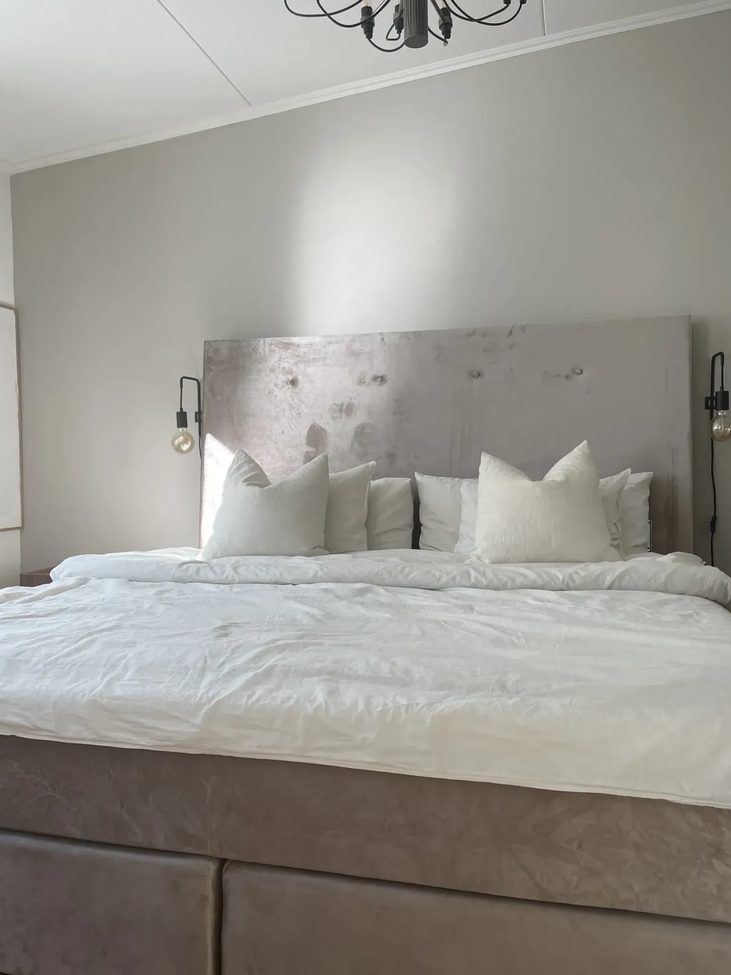 Letto Continentale Velluto CONSUL 180 x 200 cm Beige chiaro