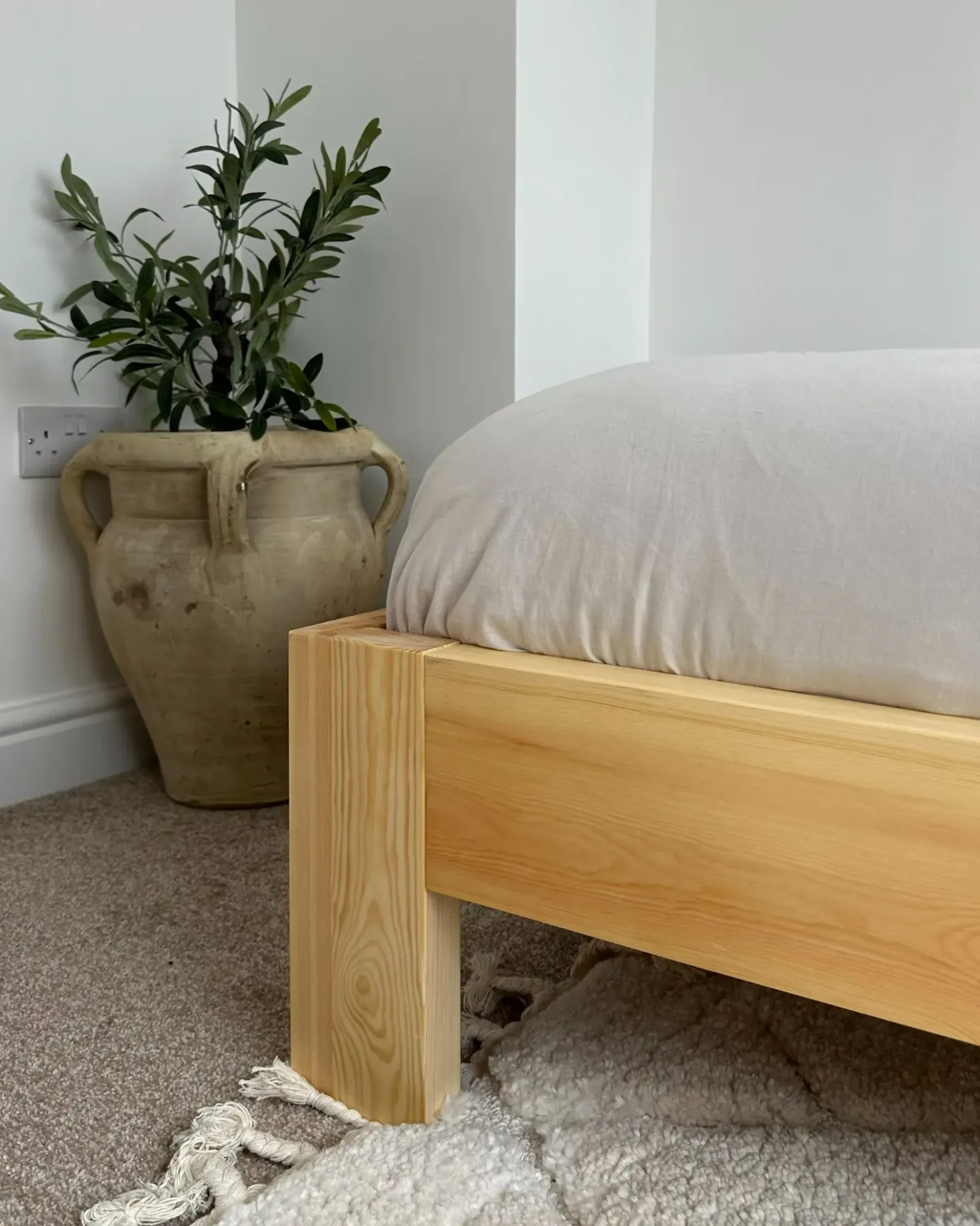 Letto Legno di pino ROYAN 160 x 200 cm Marrone chiaro
