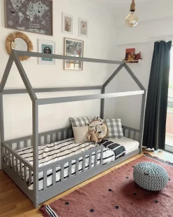 Letto per bambini Casa Legno di pino COSSAYE 90 x 200 cm Grigio