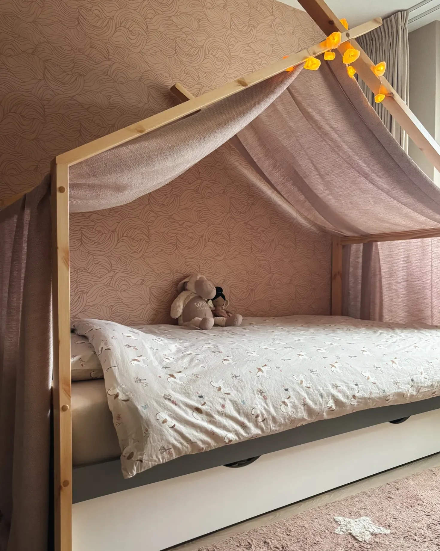 Letto per bambini Casa Legno di pino ORGEVAL 90 x 200 cm con contenitore Grigio