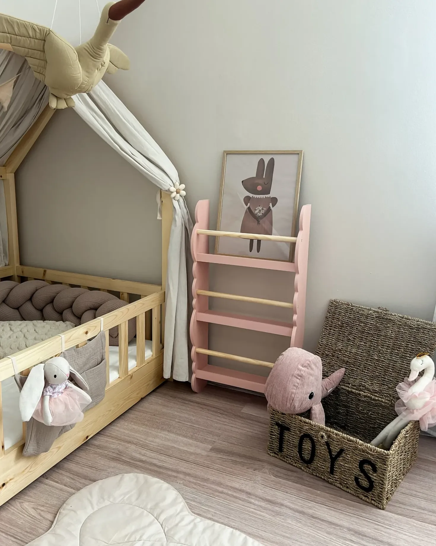 Letto per bambini Casa Legno di pino COSSAYE 90 x 200 cm Marrone chiaro