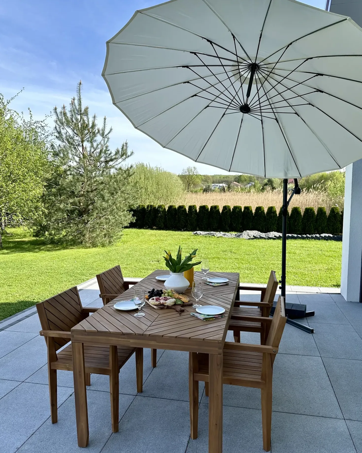 Ombrellone a sbalzo 268 cm CALABRIA II Beige chiaro