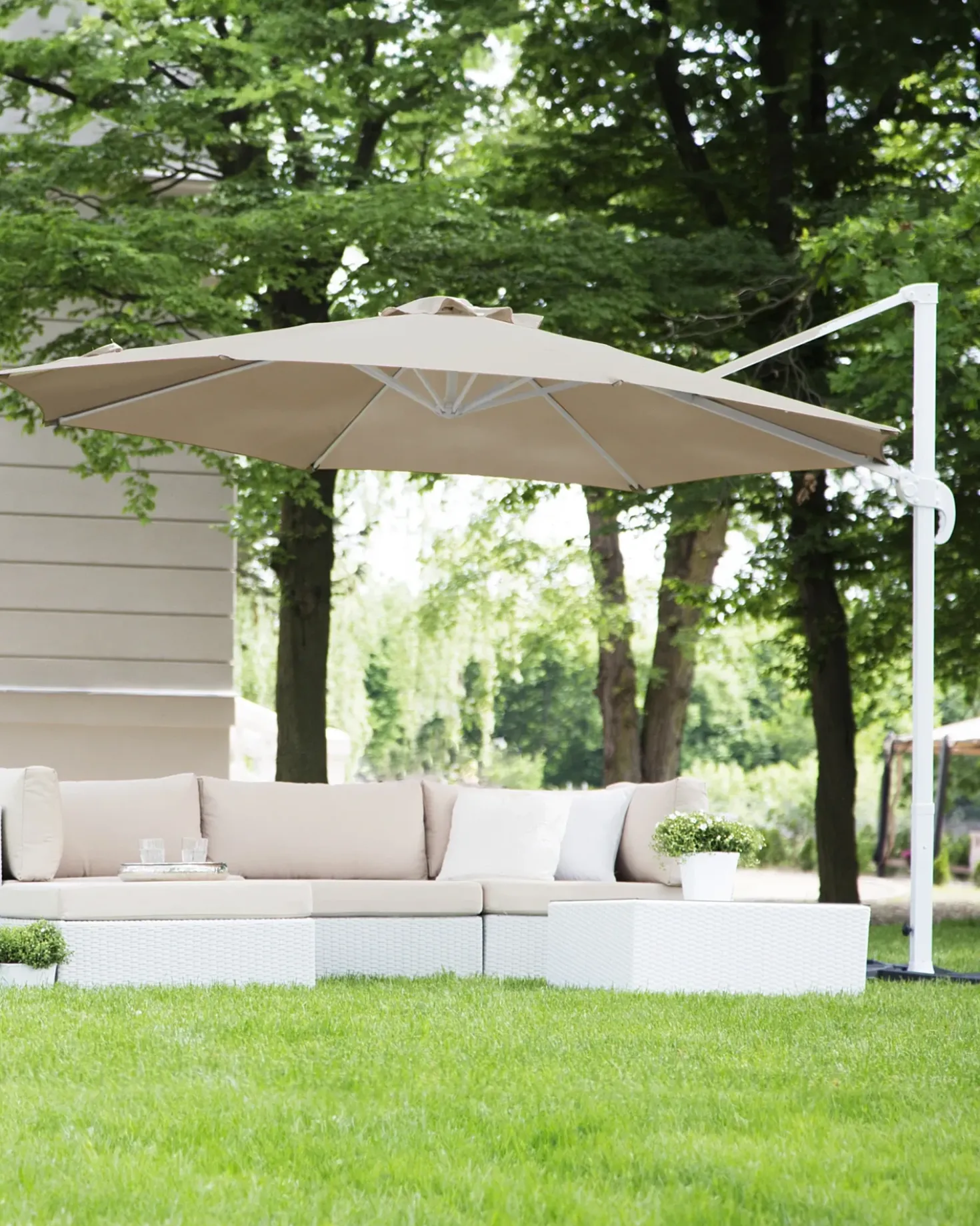 Ombrellone a sbalzo 300 cm SAVONA Beige sabbia Beige