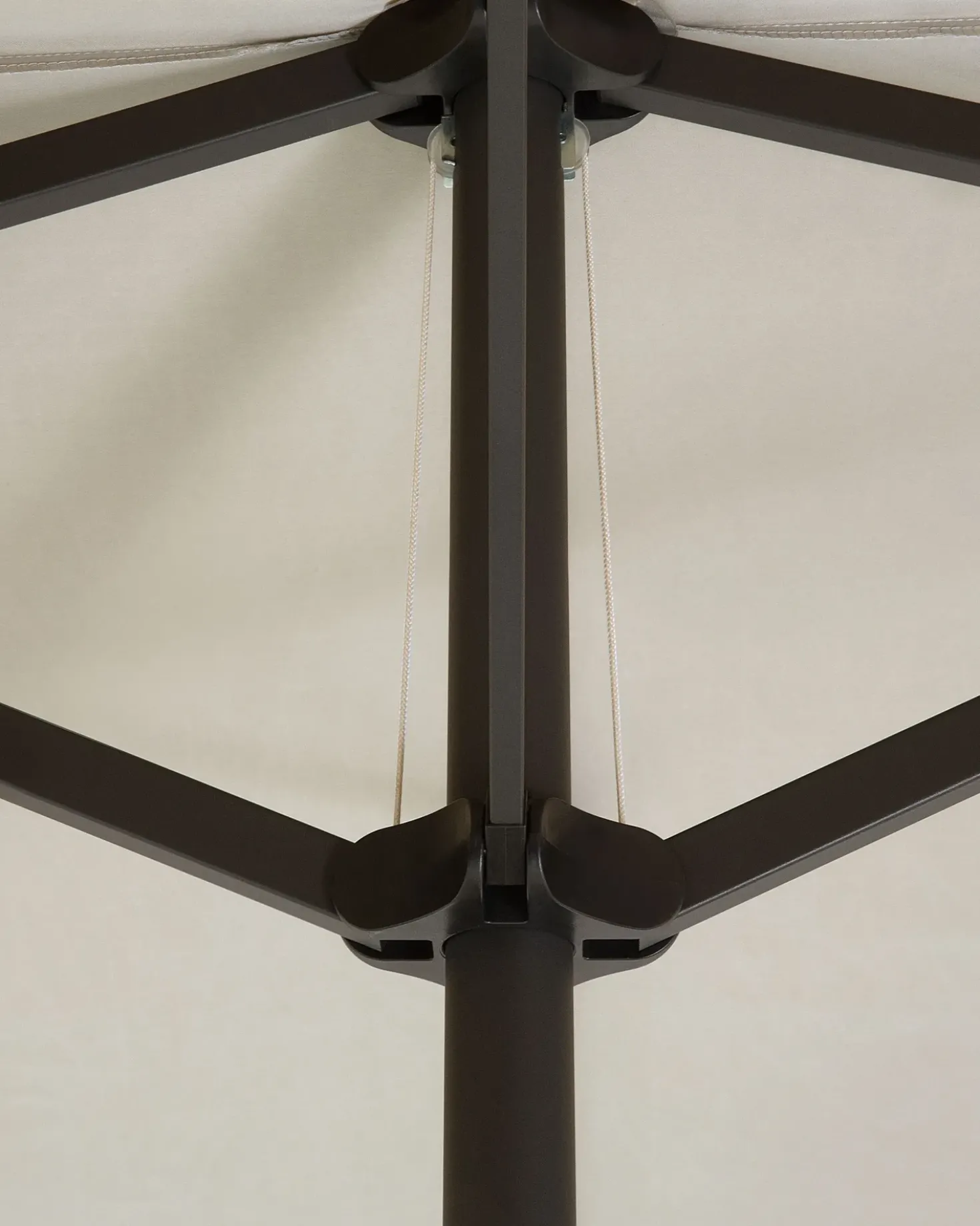 Ombrellone da giardino 460 cm SIBILLA Beige