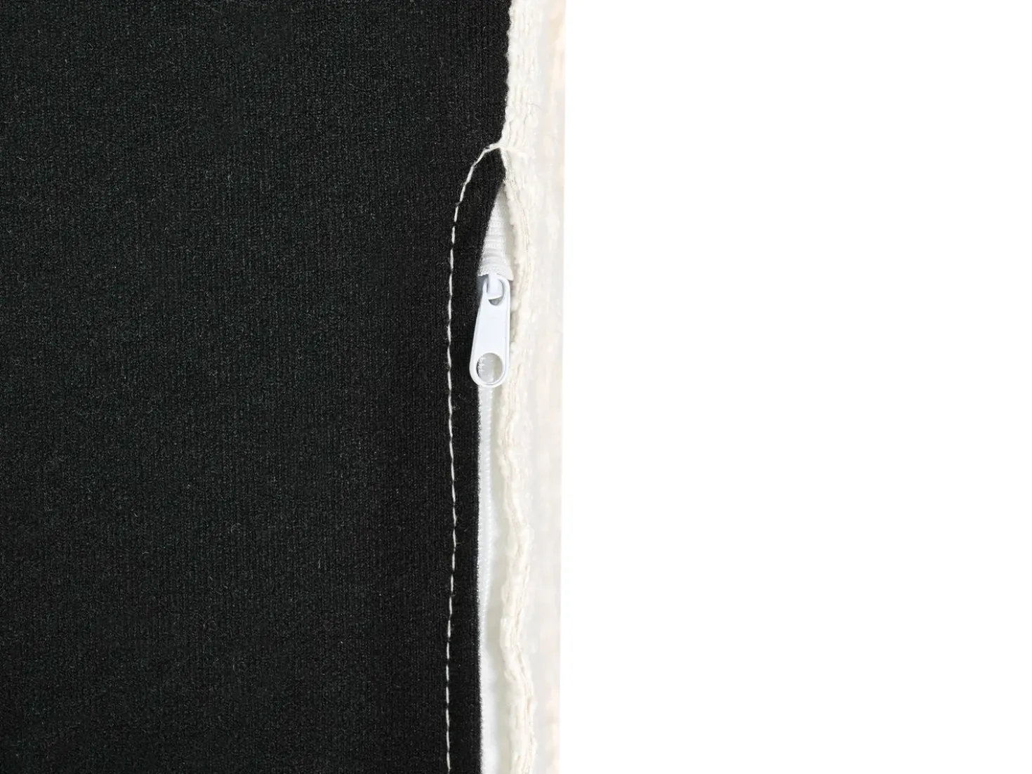 Ottomana RENDERS Bouclé Bianco sporco
