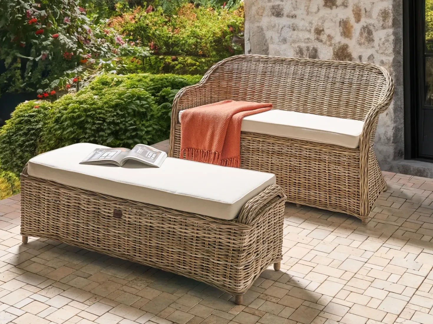 Panca da giardino con cuscino SUSUA 141 cm con ottomana Rattan Naturale
