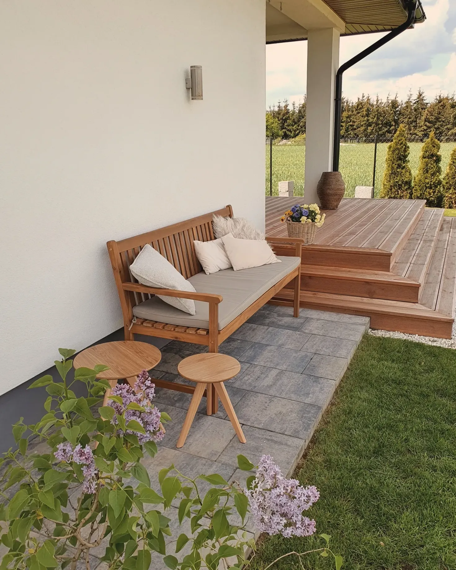 Panca da giardino con cuscino VIVARA 160 cm Legno di acacia certificato Beige