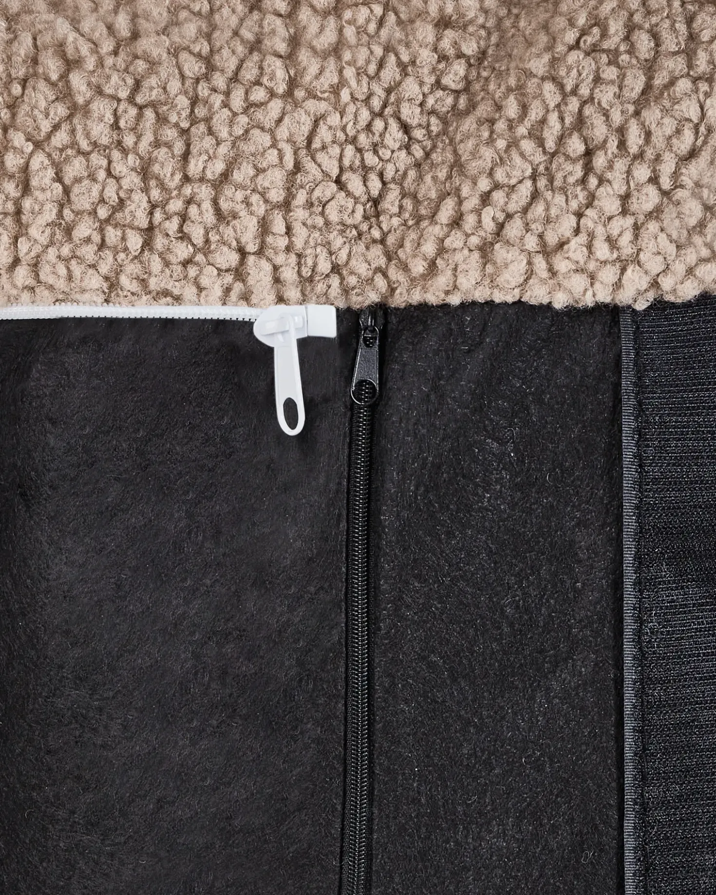 Poltrona a dondolo ESKELIN Bouclé Beige