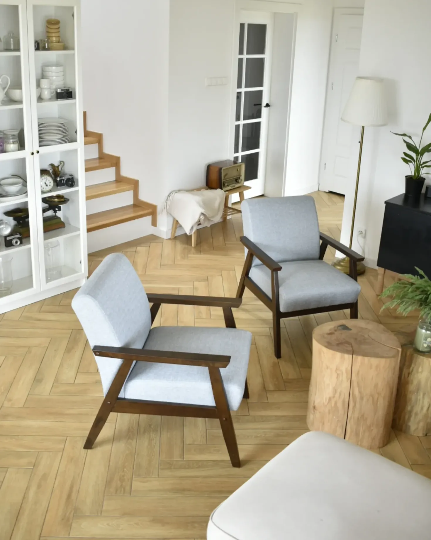 Poltrona ASNES Tessuto Grigio chiaro