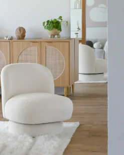 Poltrona girevole AYLO Bouclé Bianco sporco