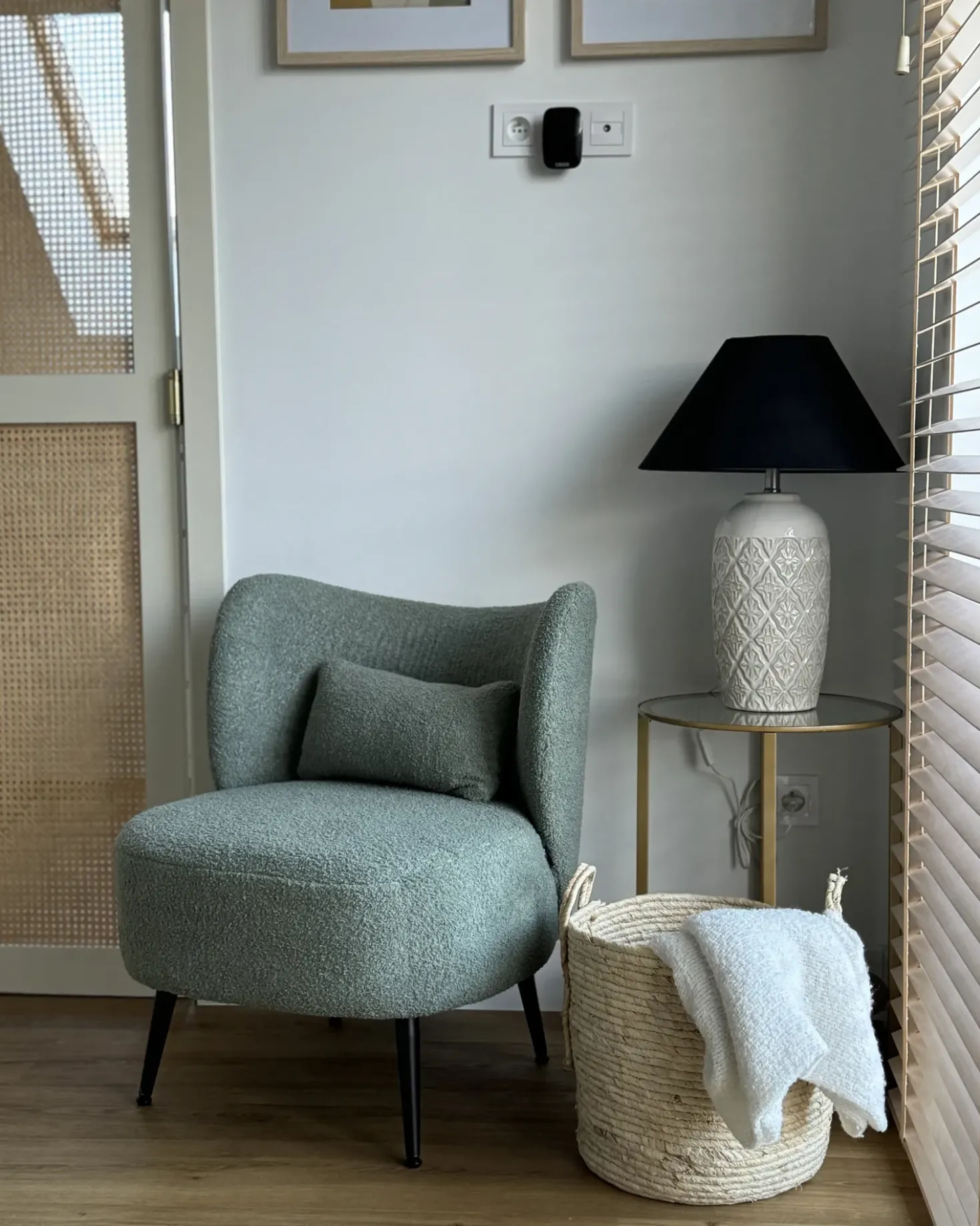 Poltrona OTSBY Bouclé Verde chiaro