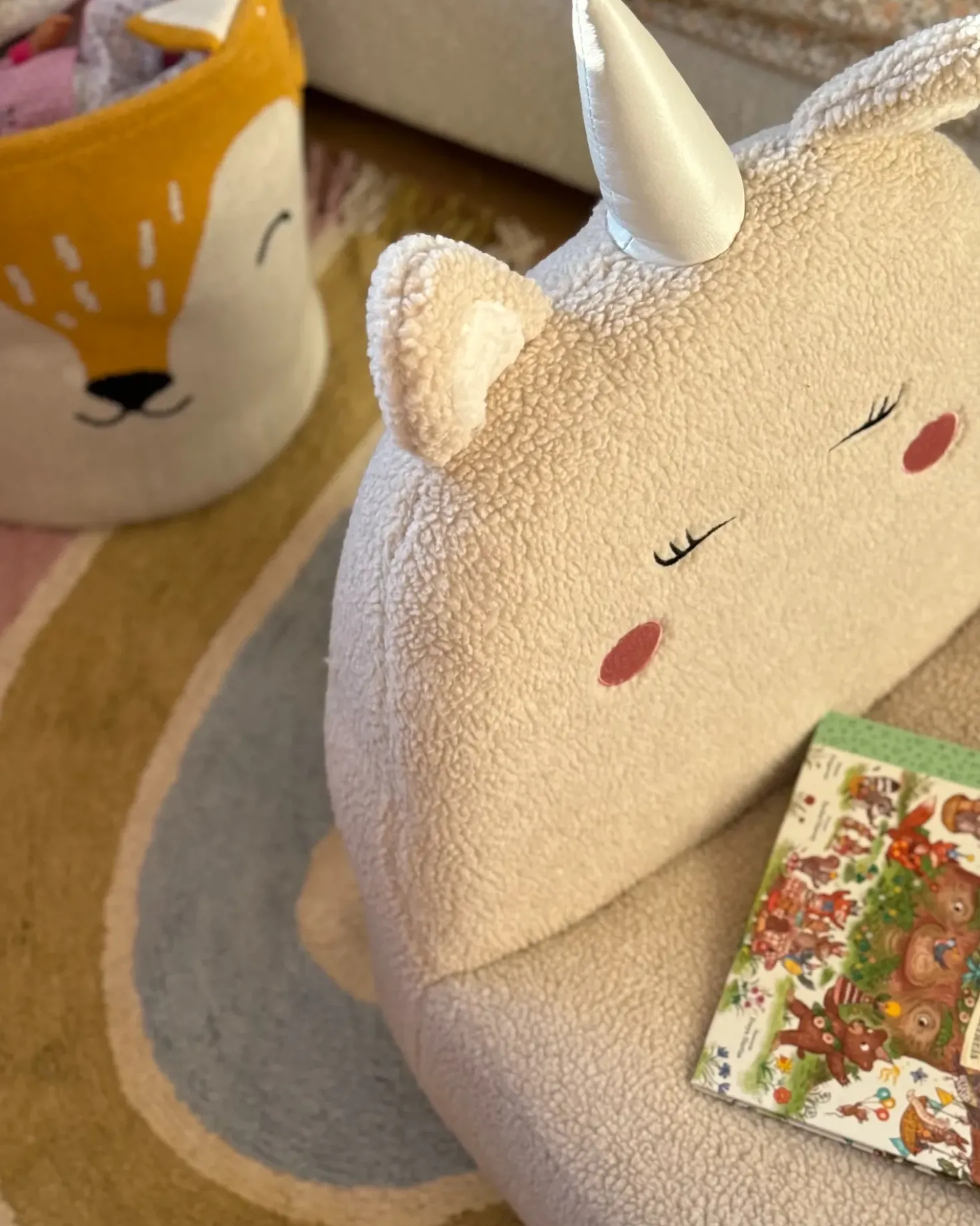 Poltrona per Bambini Unicorno LULEA Bouclé Beige chiaro